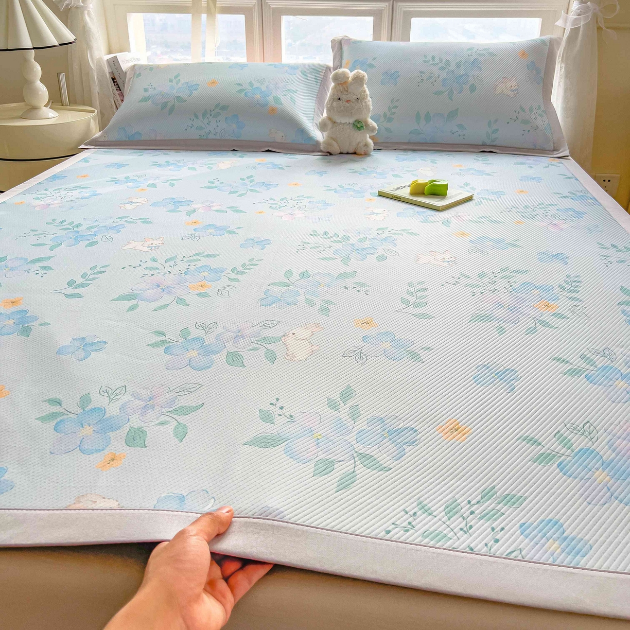 91家纺网 家纺一手货源 找家纺 （总）孩子王家纺 2026春夏新款夏季花卉冰丝凉席凉感值过0.21冰豆豆A类可机洗学生宿舍空调软席