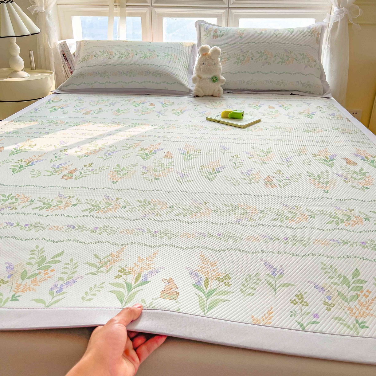 91家纺网 家纺一手货源 找家纺 （总）孩子王家纺 2026春夏新款夏季花卉冰丝凉席凉感值过0.21冰豆豆A类可机洗学生宿舍空调软席