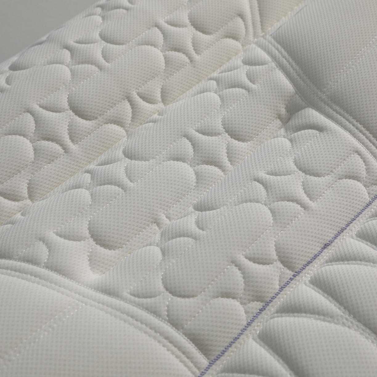 91家纺网 家纺一手货源 找家纺 小米枕芯 2026新款8小时深睡护颈枕助睡眠枕两色枕头枕芯 8小时深睡护颈枕奶白拼天蓝