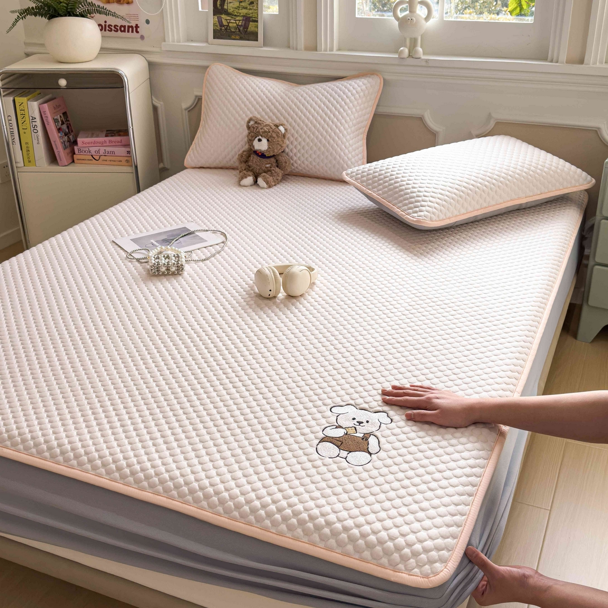 91家纺网 家纺一手货源 找家纺 孩子王家纺 2026春夏新款冰豆豆凉席凉感值过0.21冰丝床单单件冰丝席家用空调软席凉席席子 芭蕾粉-床笠款