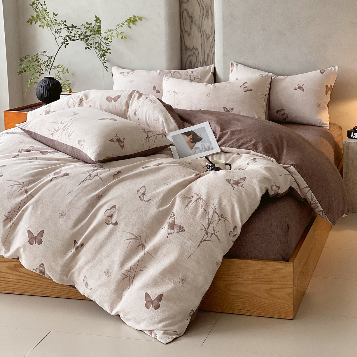 91家纺网 家纺一手货源 找家纺 灿哈家纺 2025新款复古风仿麻四件套 青筠蝶梦