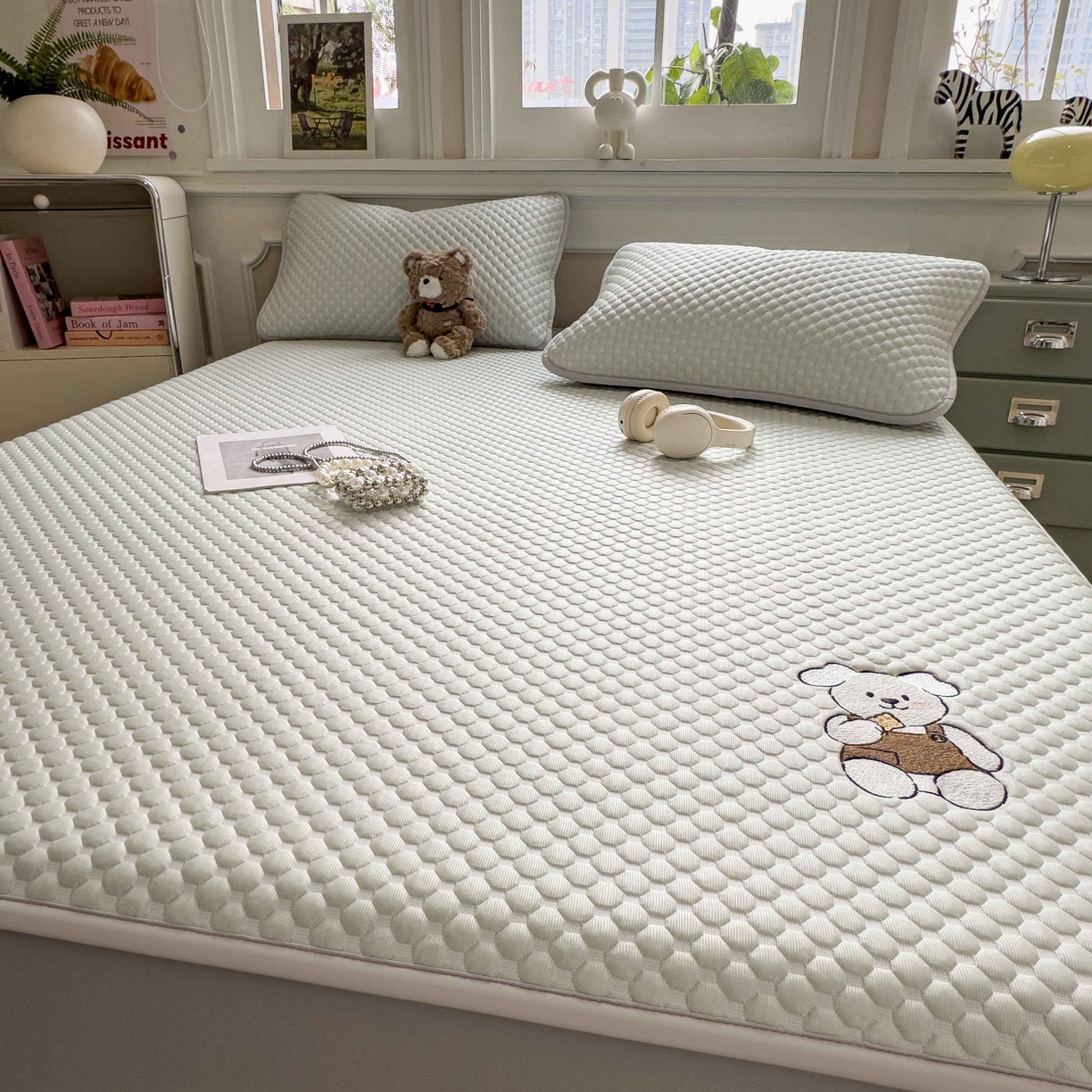 91家纺网 家纺一手货源 找家纺 孩子王家纺 2026春夏新款冰豆豆凉席凉感值过0.21冰丝床单单件冰丝席家用空调软席凉席席子 果绿-床笠款