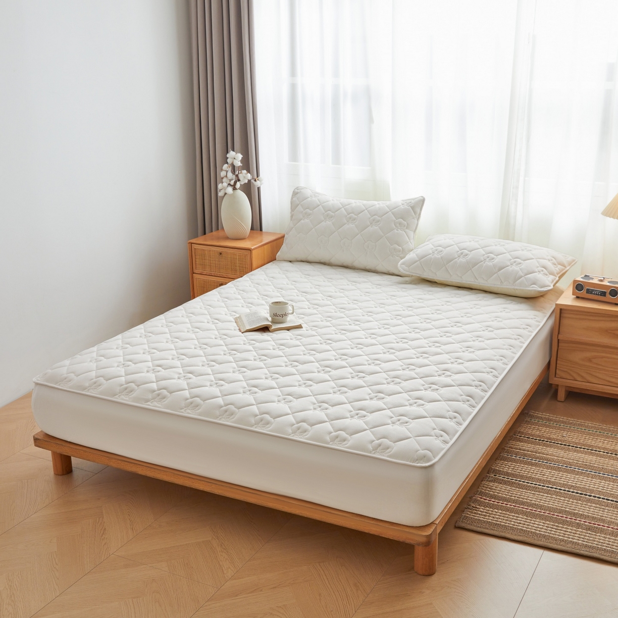 91家纺网 家纺一手货源 找家纺 小米枕芯 2026新款全棉纯棉棉花图案舒适夹棉床笠 白色