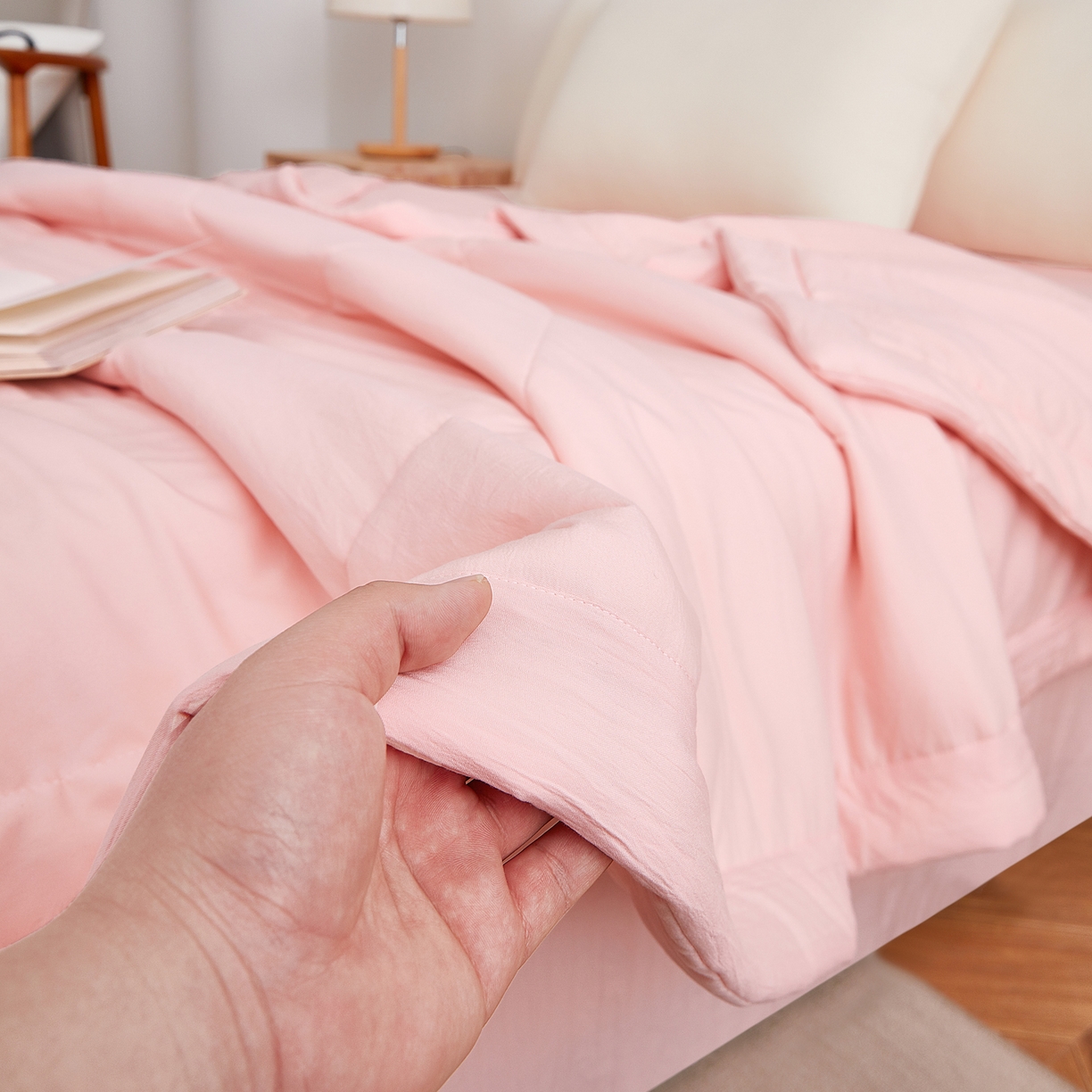 91家纺网 家纺一手货源 找家纺 尊妙被业 2026新款水洗棉棉花夏被100%新疆棉花被被子被芯填充包检测 蔷薇粉