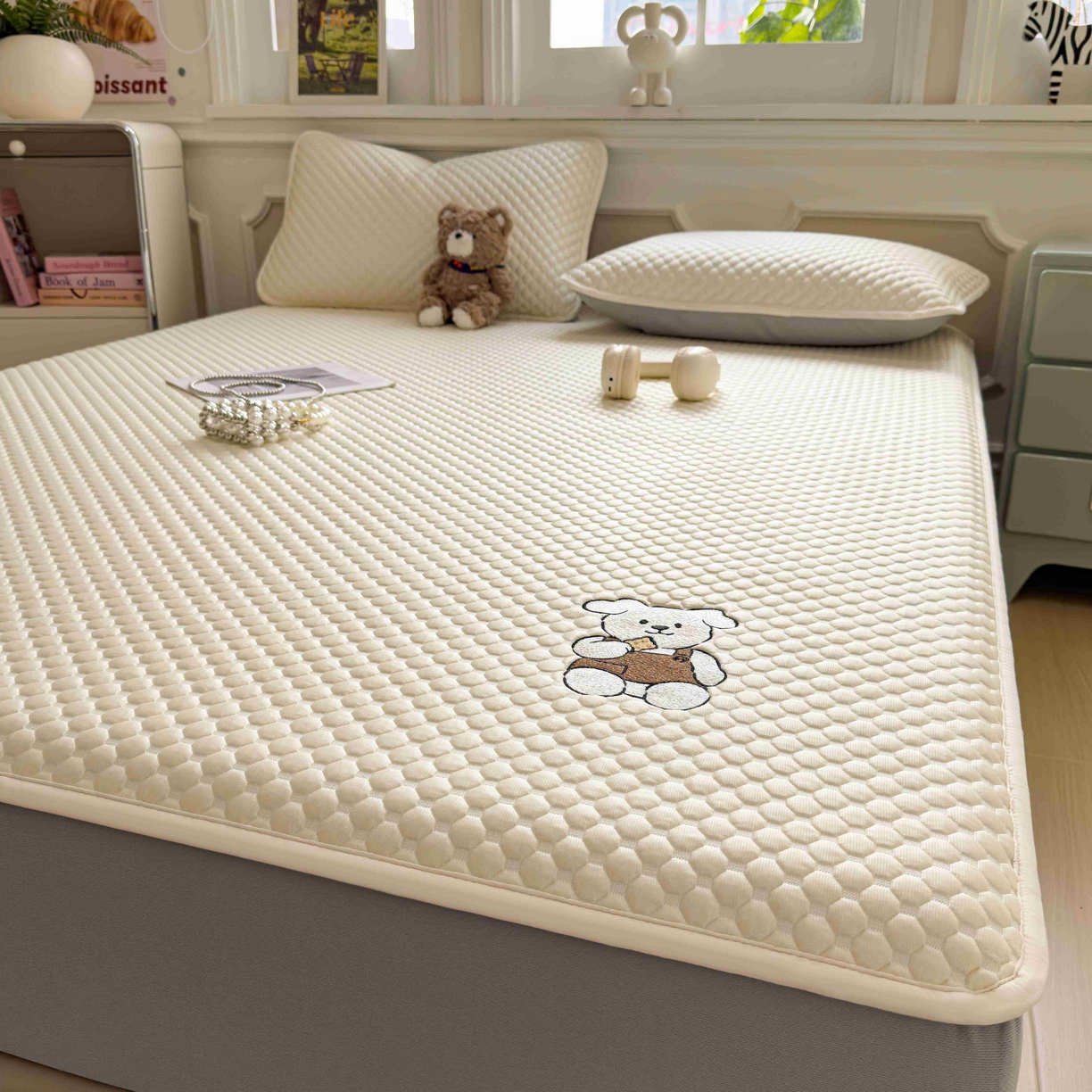 91家纺网 家纺一手货源 找家纺 孩子王家纺 2026春夏新款冰豆豆凉席凉感值过0.21冰丝床单单件冰丝席家用空调软席凉席席子 奶酪黄-床笠款