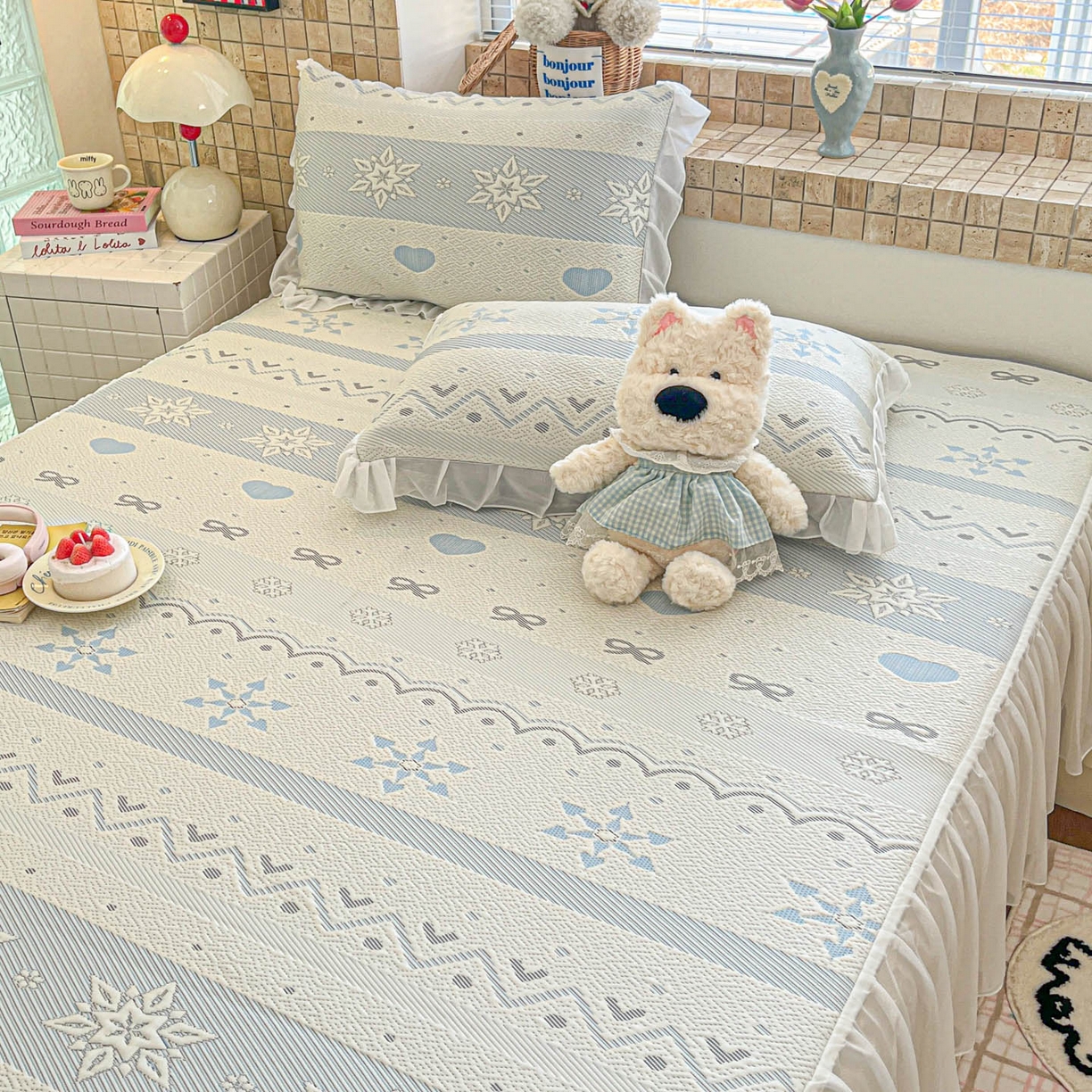 91家纺网 家纺一手货源 找家纺 （总）川悦生活 2026新款加厚三明治底床裙款凉感席三件套