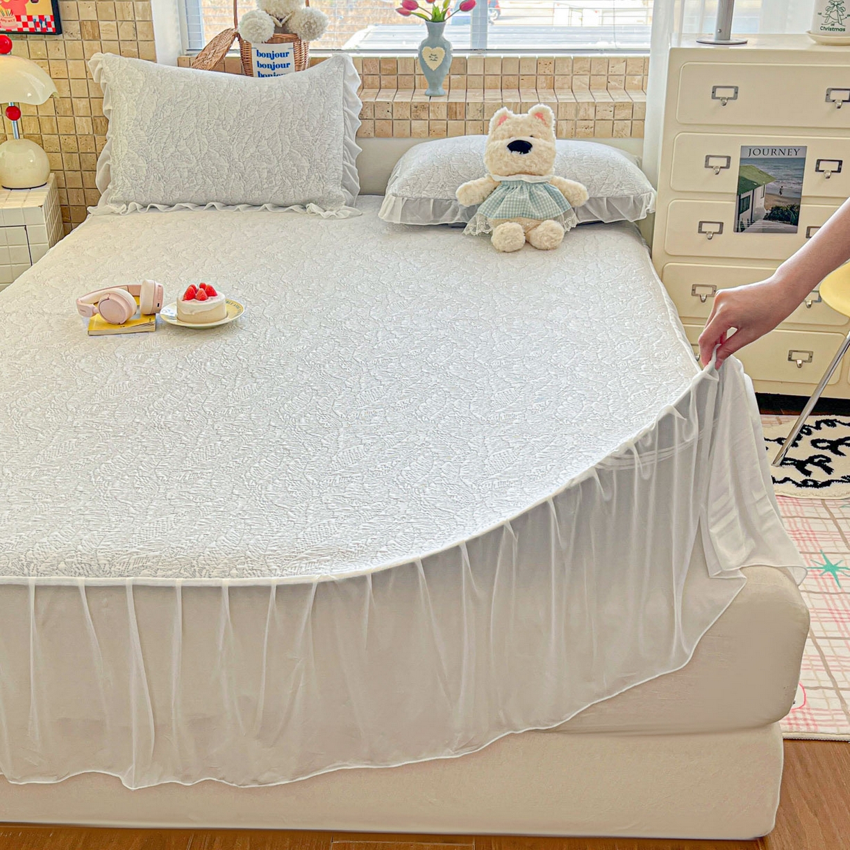 91家纺网 家纺一手货源 找家纺 （总）川悦生活 2026新款加厚三明治底床裙款凉感席三件套