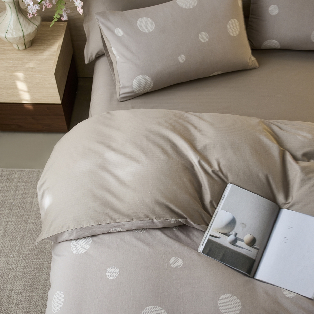 91家纺网 家纺一手货源 找家纺 安莱生活 2026年新品水洗棉全棉纯棉色织提花系列四件套 华尔兹-浅灰