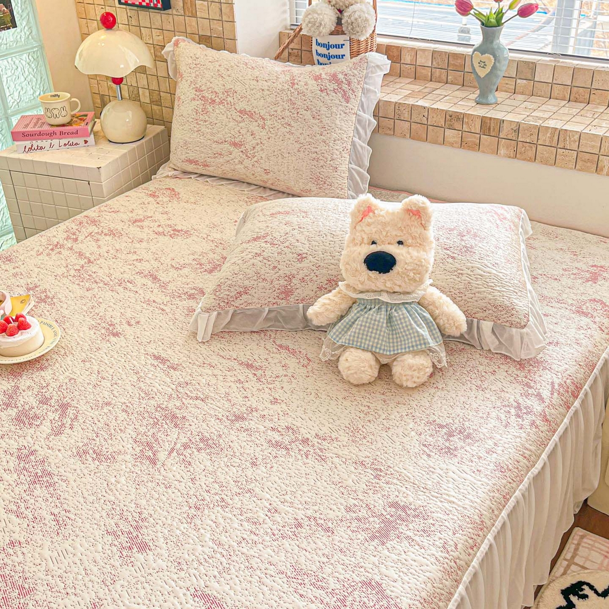 91家纺网 家纺一手货源 找家纺 川悦生活 2026新款加厚三明治底床裙款凉感席三件套 床裙尼尔-粉