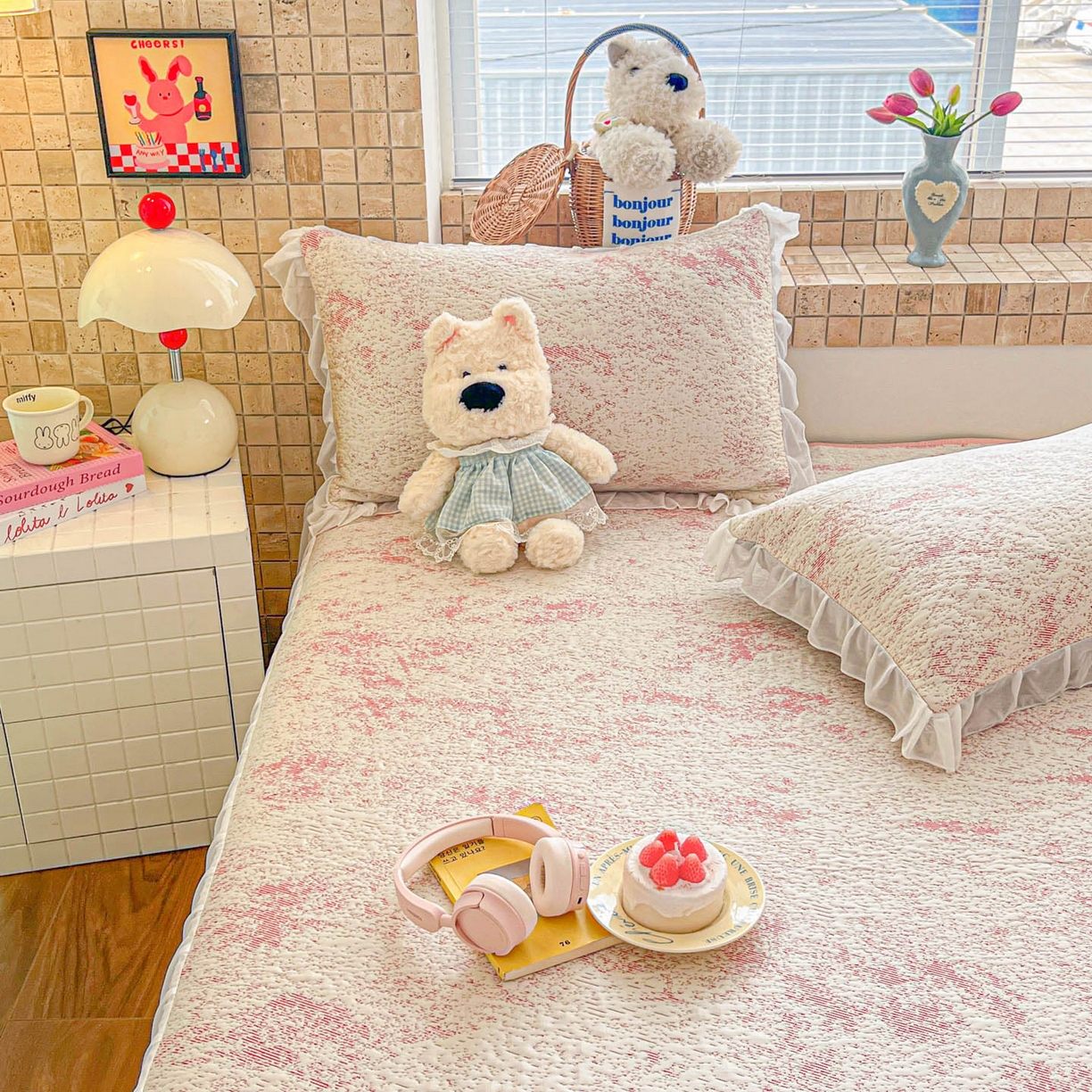 91家纺网 家纺一手货源 找家纺 川悦生活 2026新款加厚三明治底床裙款凉感席三件套 床裙尼尔-粉