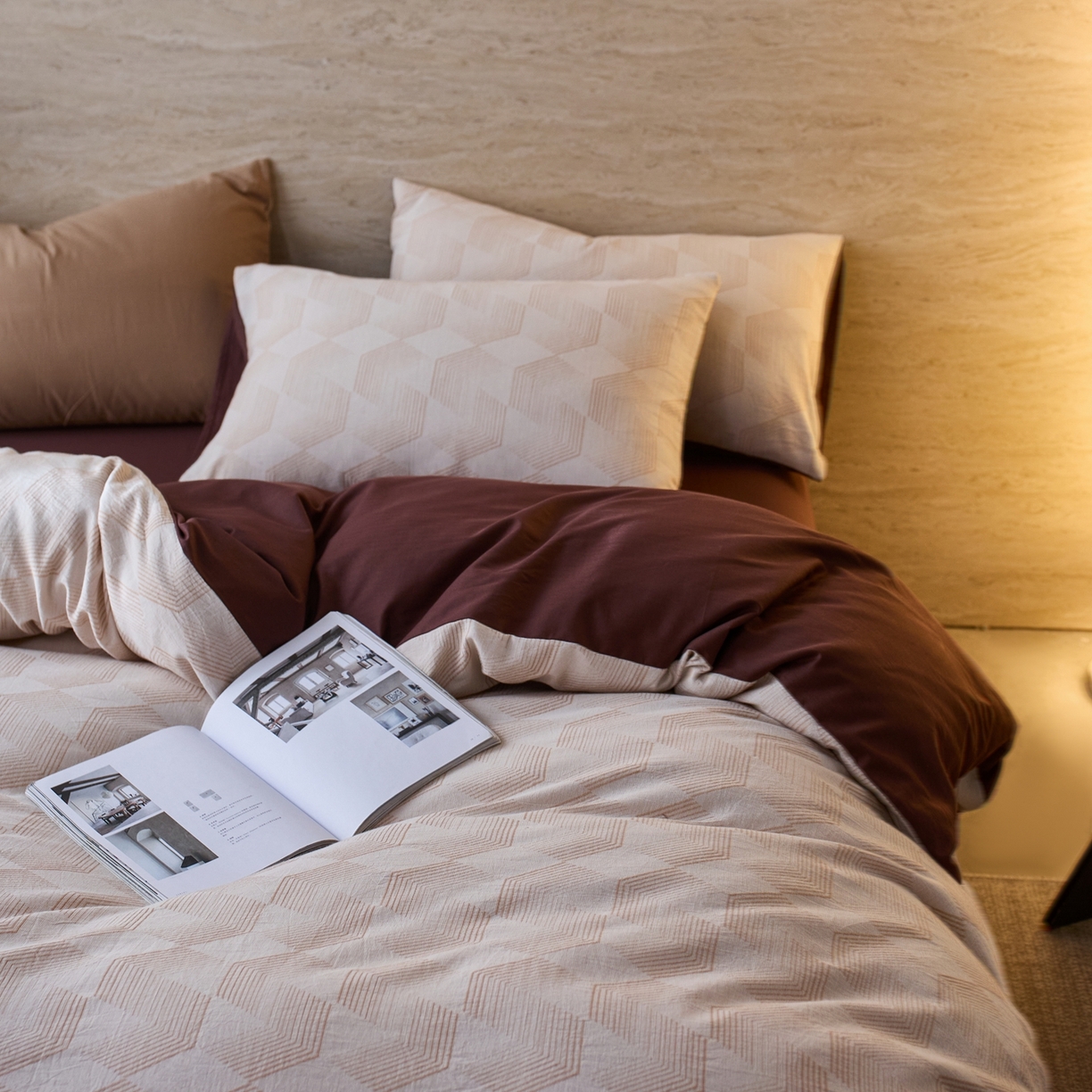 91家纺网 家纺一手货源 找家纺 安莱生活 2026年新品水洗棉全棉纯棉色织提花系列四件套 几何-蜜棕