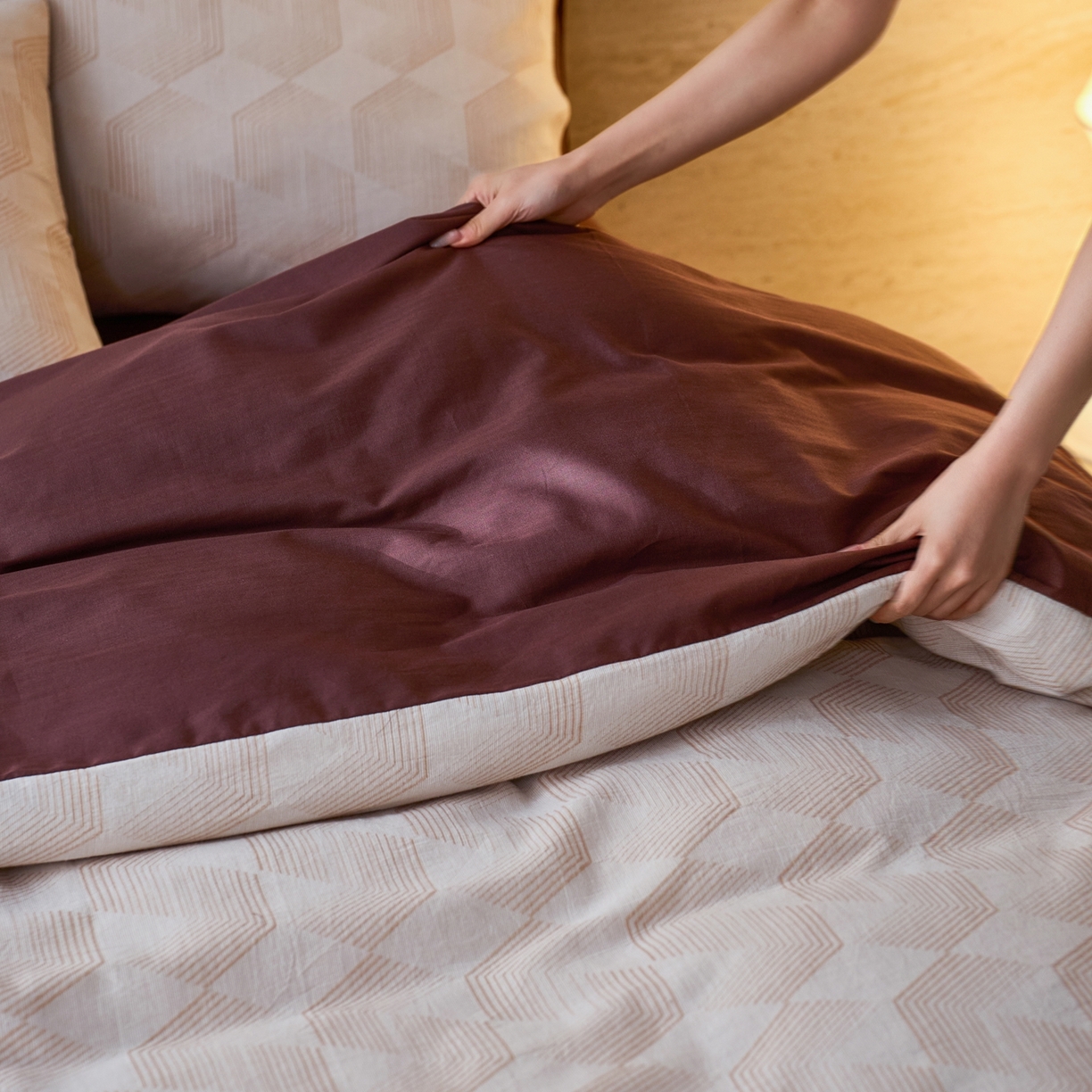 91家纺网 家纺一手货源 找家纺 安莱生活 2026年新品水洗棉全棉纯棉色织提花系列四件套 几何-蜜棕