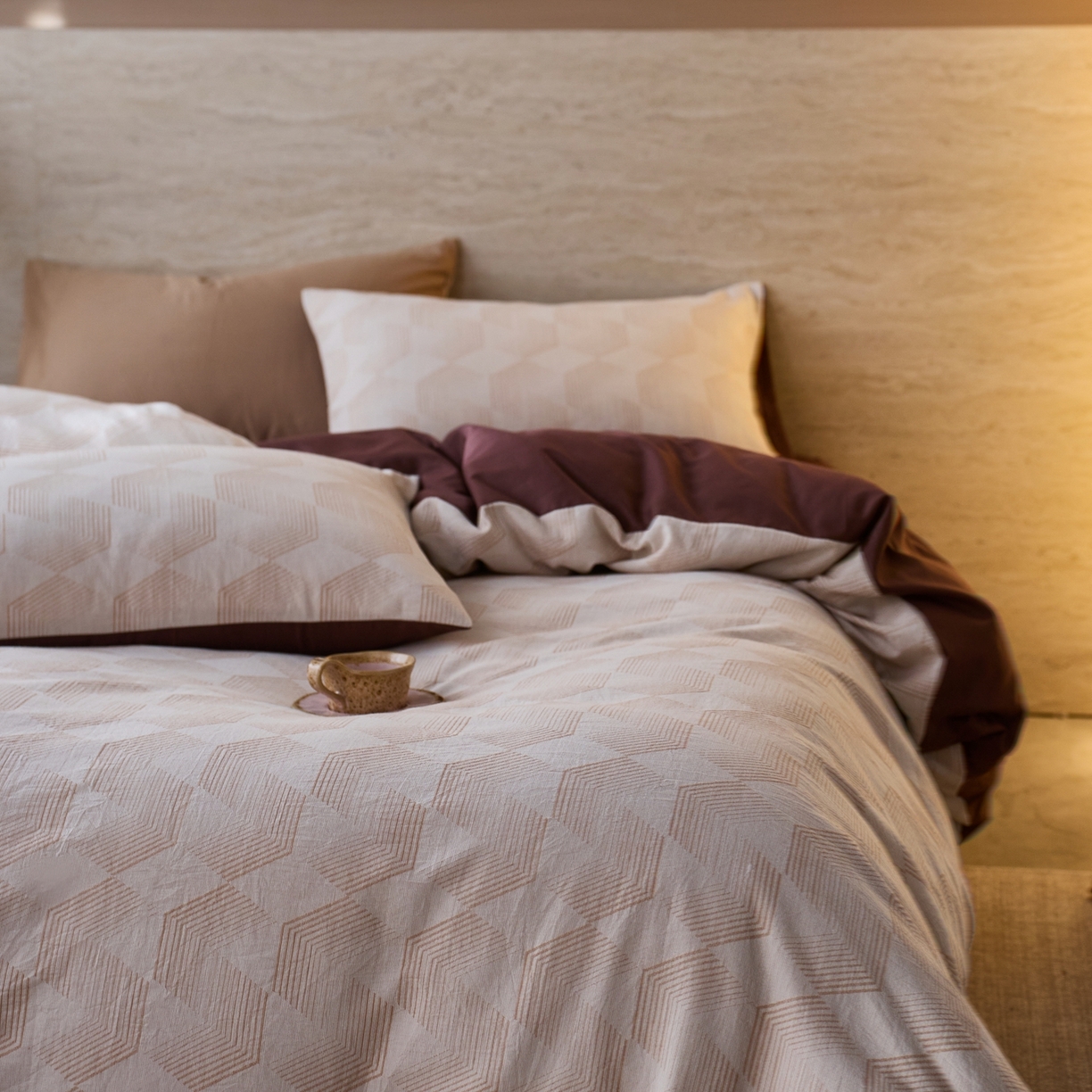 91家纺网 家纺一手货源 找家纺 安莱生活 2026年新品水洗棉全棉纯棉色织提花系列四件套 几何-蜜棕