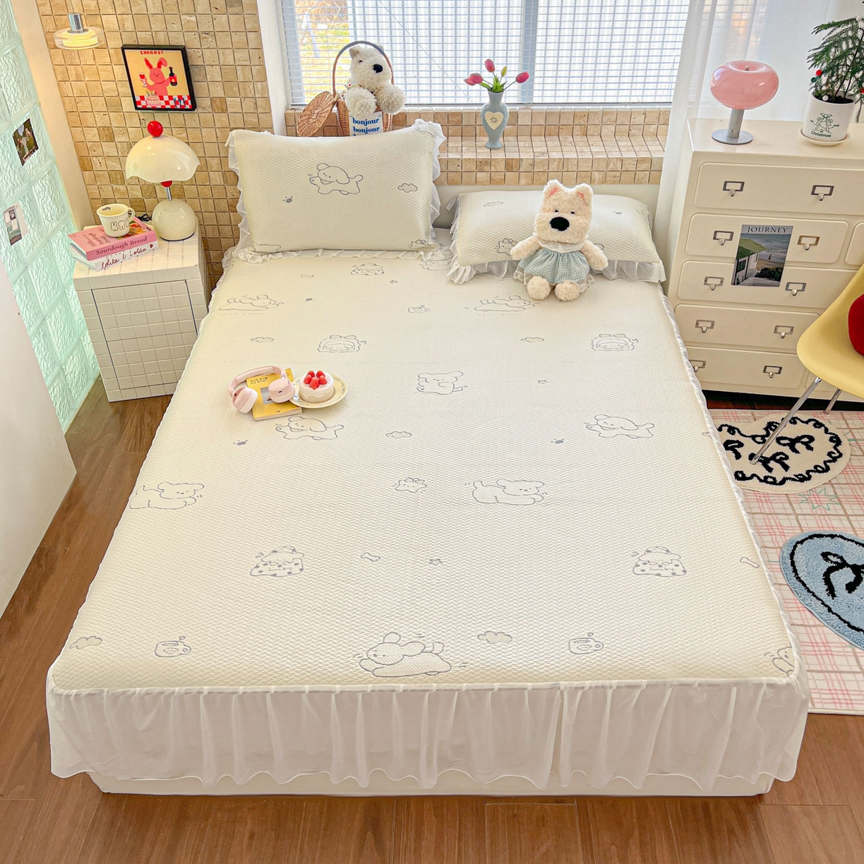 91家纺网 家纺一手货源 找家纺 川悦生活 2026新款加厚三明治底床裙款凉感席三件套 床裙朴朴小旺