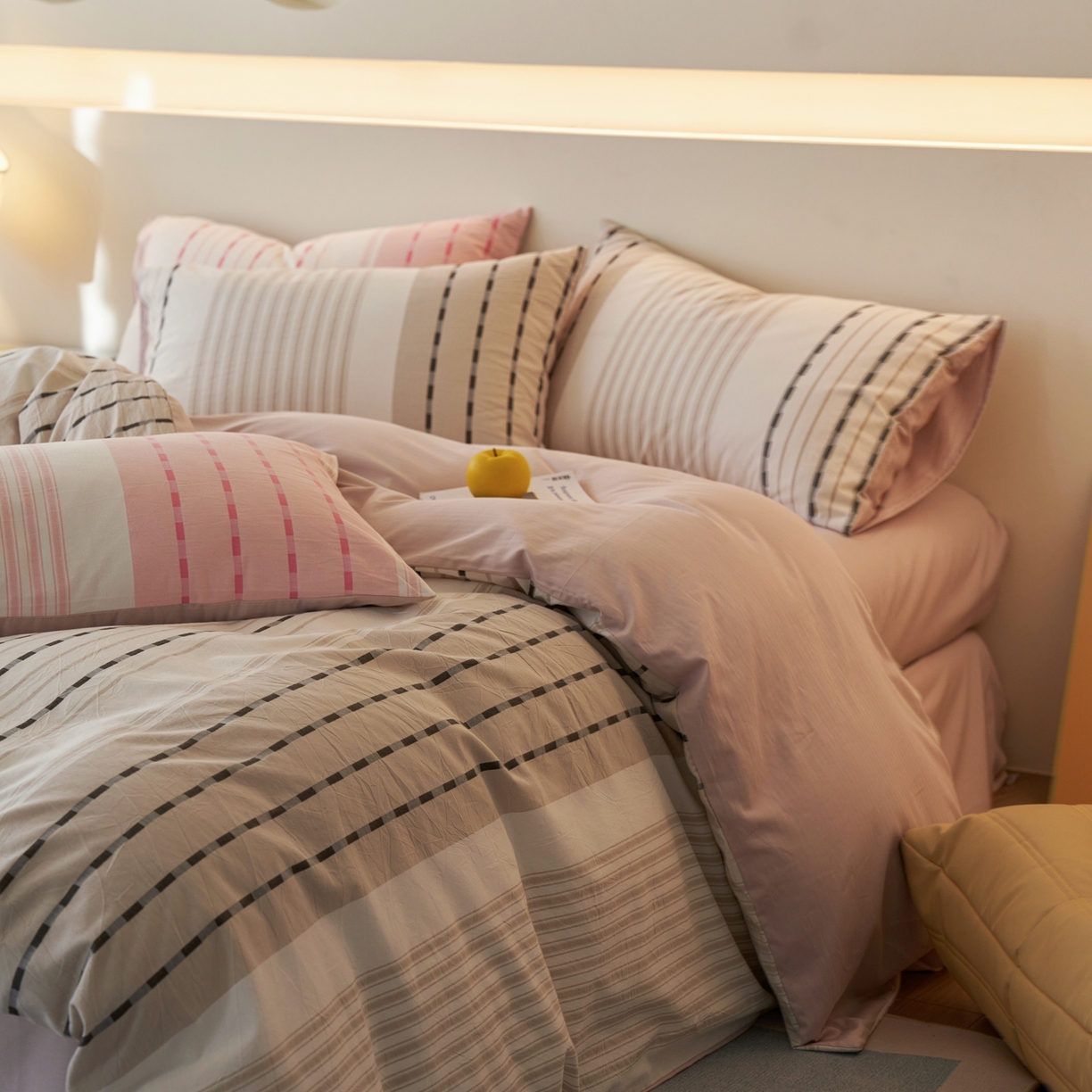 91家纺网 家纺一手货源 找家纺 安莱生活 2026年新品水洗棉全棉纯棉色织提花系列四件套 杰西卡-卡其