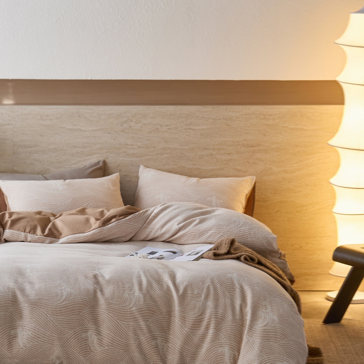 91家纺网 家纺一手货源 找家纺 安莱生活 2026年新品水洗棉全棉纯棉色织提花系列四件套 浪花-卡其