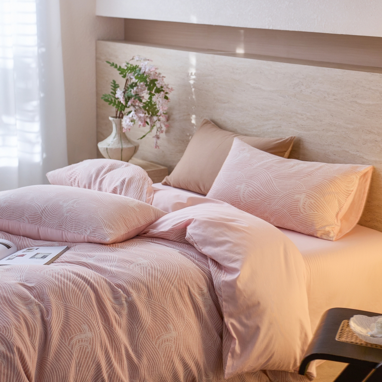 91家纺网 家纺一手货源 找家纺 安莱生活 2026年新品水洗棉全棉纯棉色织提花系列四件套 浪花-嫩粉