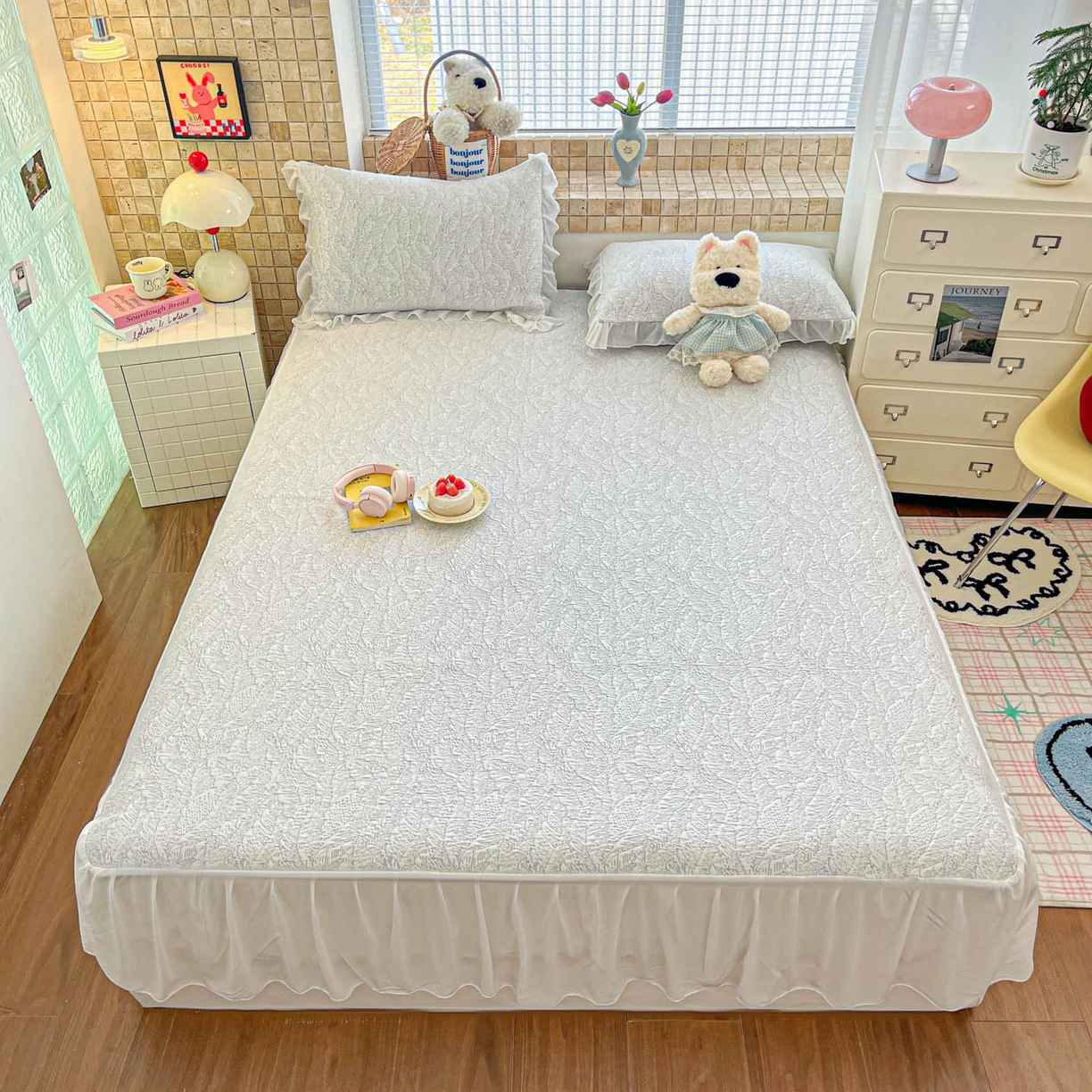 91家纺网 家纺一手货源 找家纺 川悦生活 2026新款加厚三明治底床裙款凉感席三件套 床裙夏季岛屿-月银