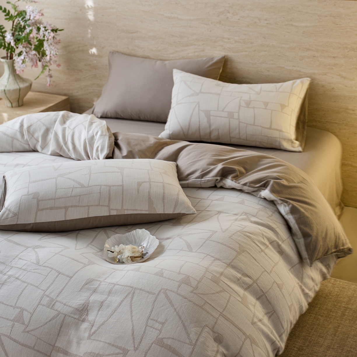 91家纺网 家纺一手货源 找家纺 安莱生活 2026年新品水洗棉全棉纯棉色织提花系列四件套 泊影-浅灰