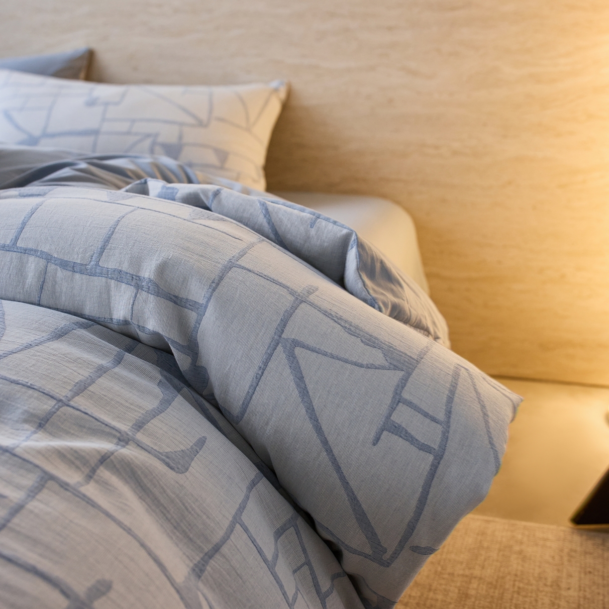 91家纺网 家纺一手货源 找家纺 安莱生活 2026年新品水洗棉全棉纯棉色织提花系列四件套 泊影-浅蓝