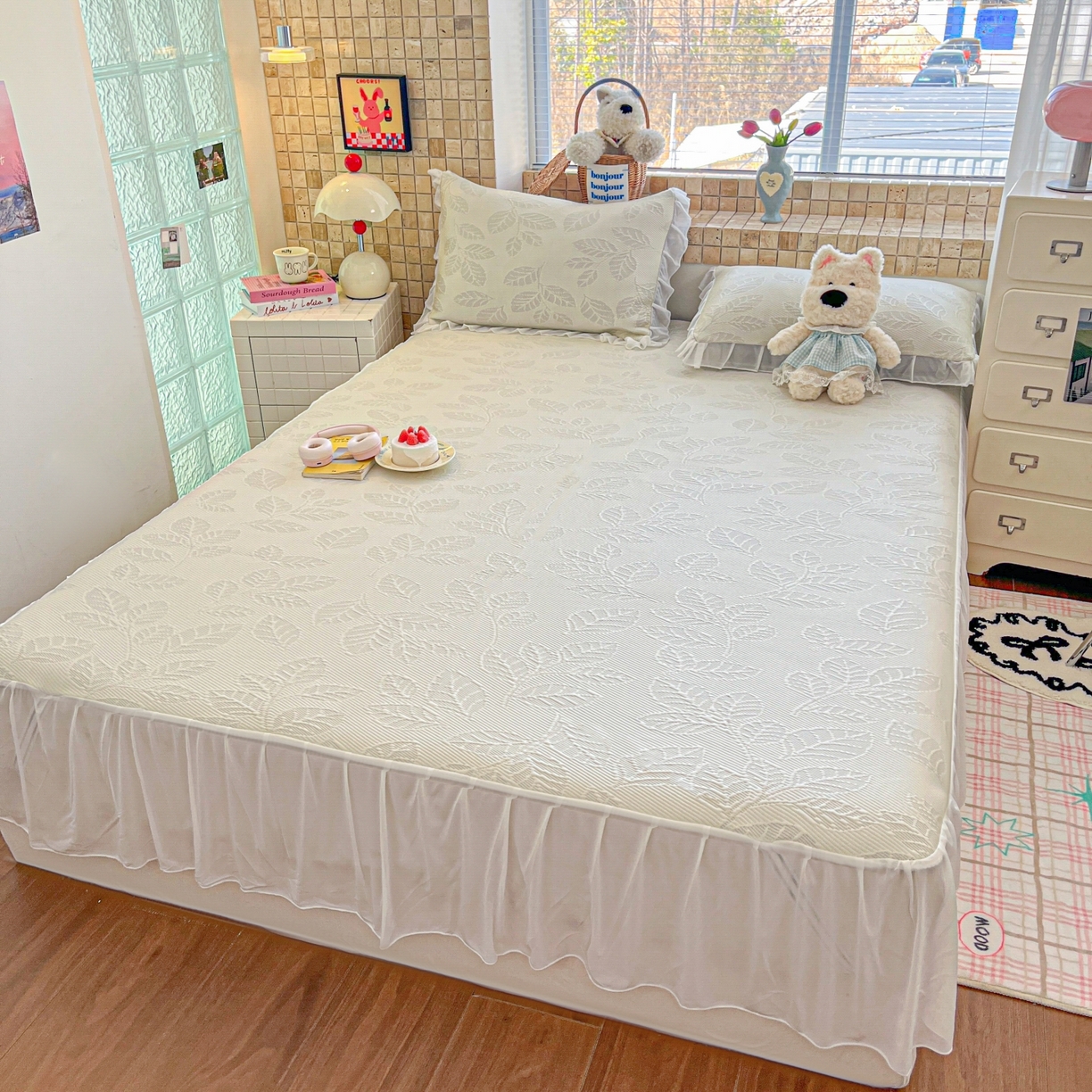 91家纺网 家纺一手货源 找家纺 川悦生活 2026新款加厚三明治底床裙款凉感席三件套 床裙月桂-月银