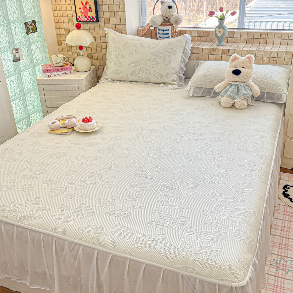 91家纺网 家纺一手货源 找家纺 川悦生活 2026新款加厚三明治底床裙款凉感席三件套 床裙月桂-月银