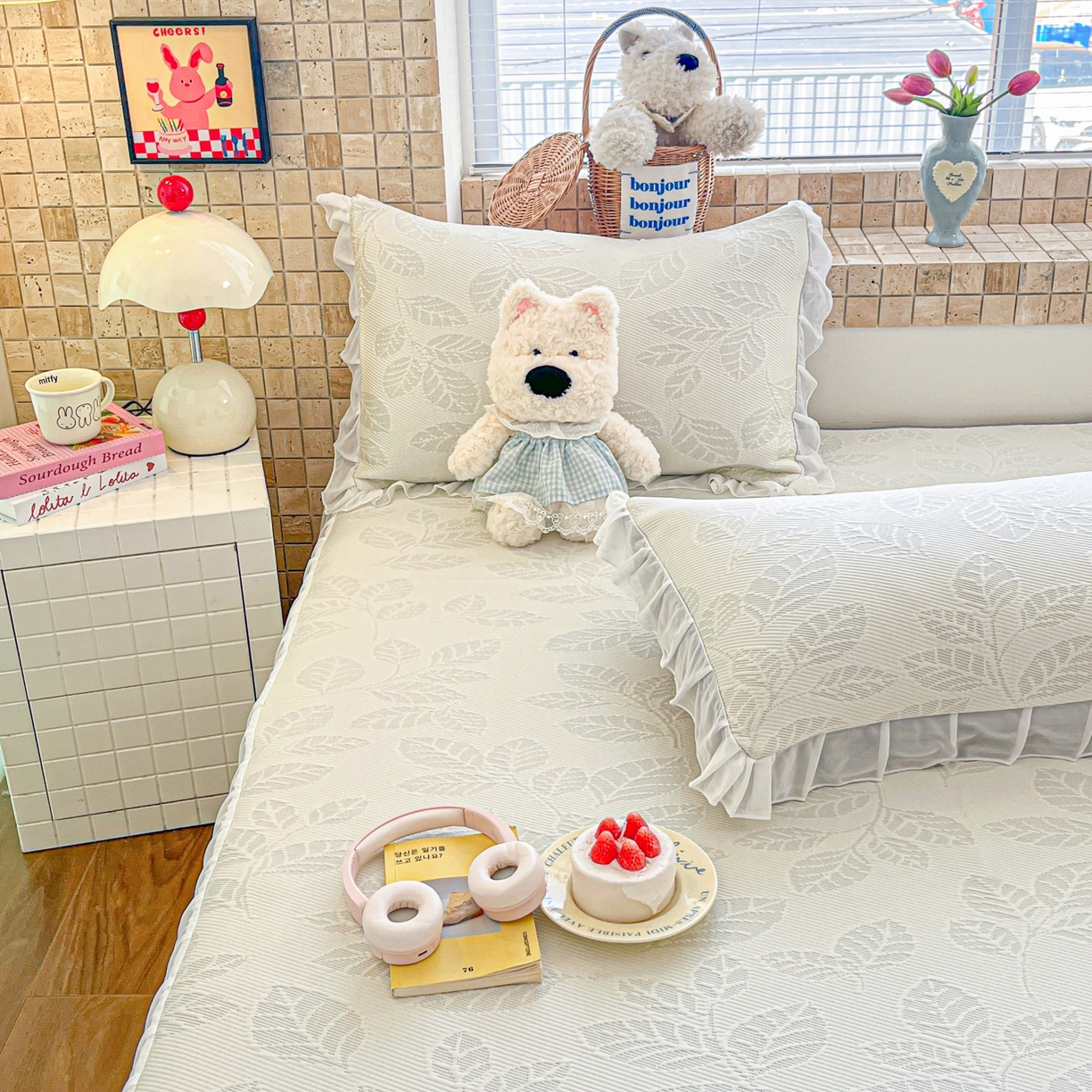 91家纺网 家纺一手货源 找家纺 川悦生活 2026新款加厚三明治底床裙款凉感席三件套 床裙月桂-月银