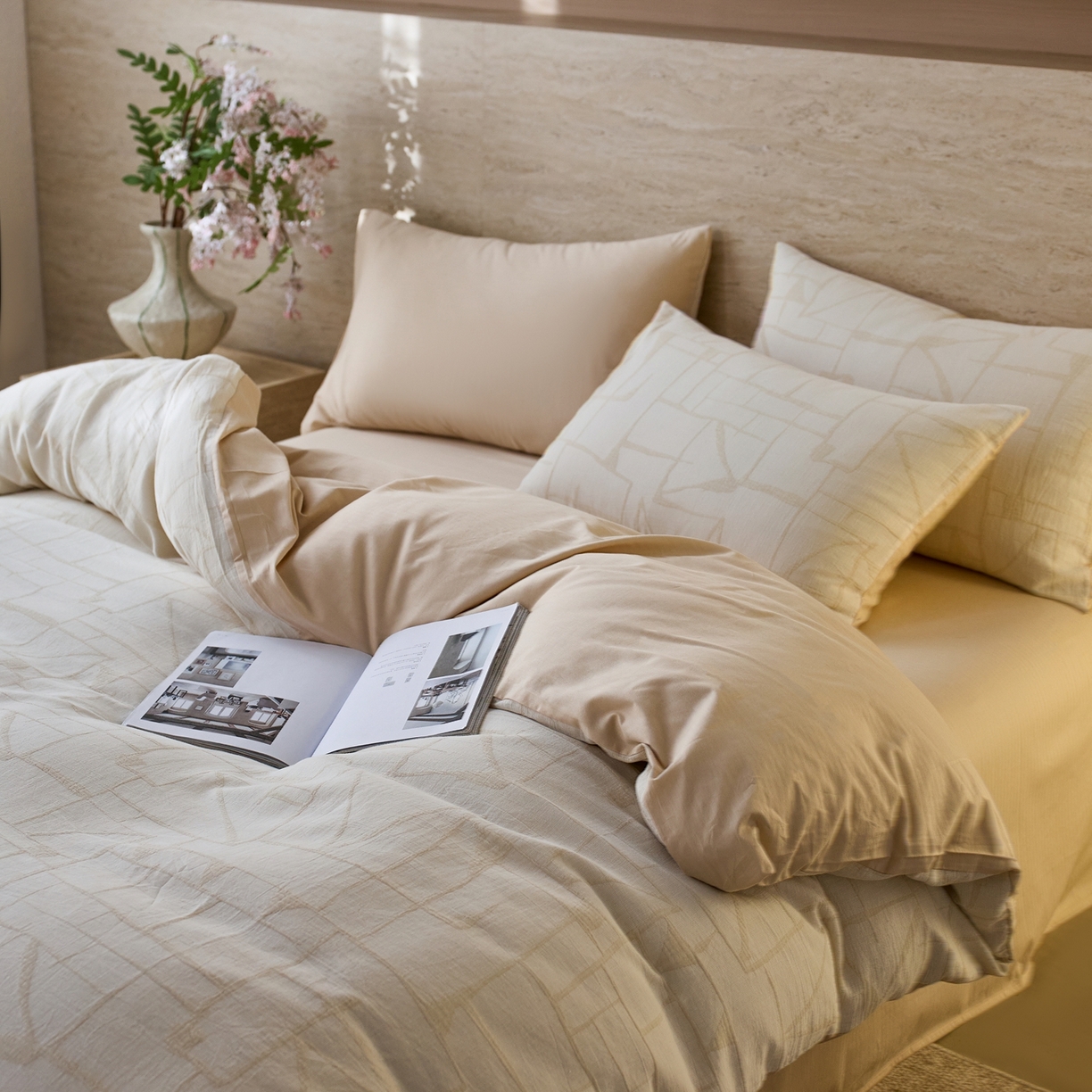 91家纺网 家纺一手货源 找家纺 安莱生活 2026年新品水洗棉全棉纯棉色织提花系列四件套 泊影-浅米