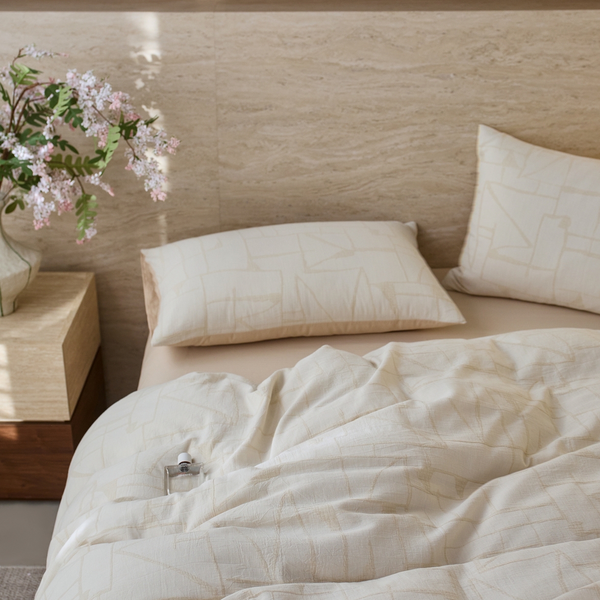 91家纺网 家纺一手货源 找家纺 安莱生活 2026年新品水洗棉全棉纯棉色织提花系列四件套 泊影-浅米