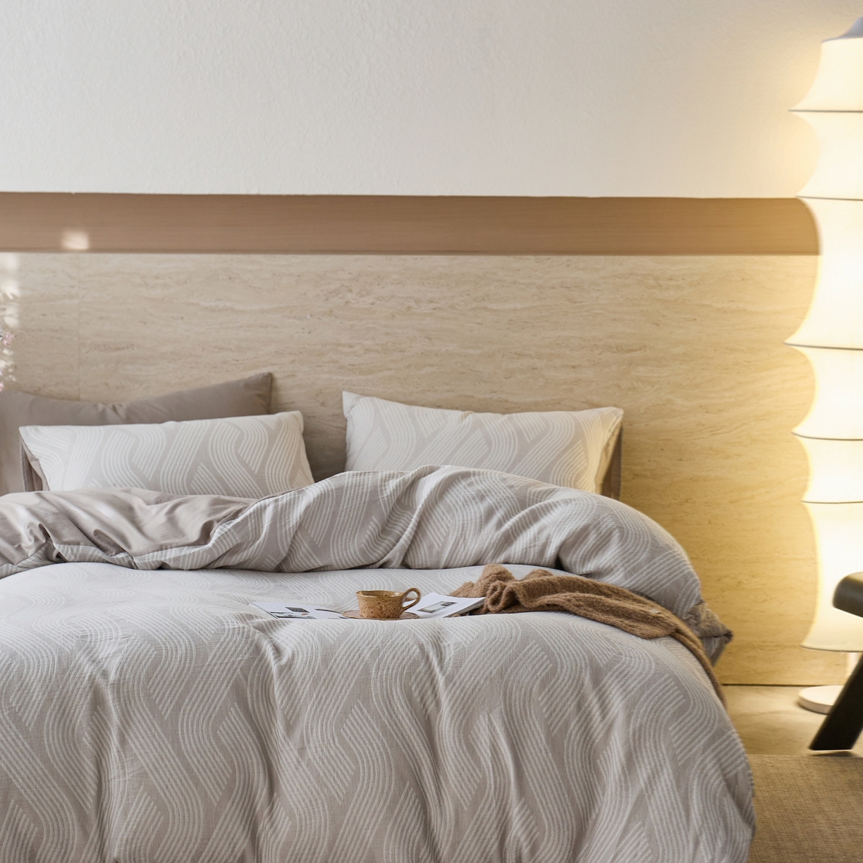 91家纺网 家纺一手货源 找家纺 安莱生活 2026年新品水洗棉全棉纯棉色织提花系列四件套 溪言-浅灰