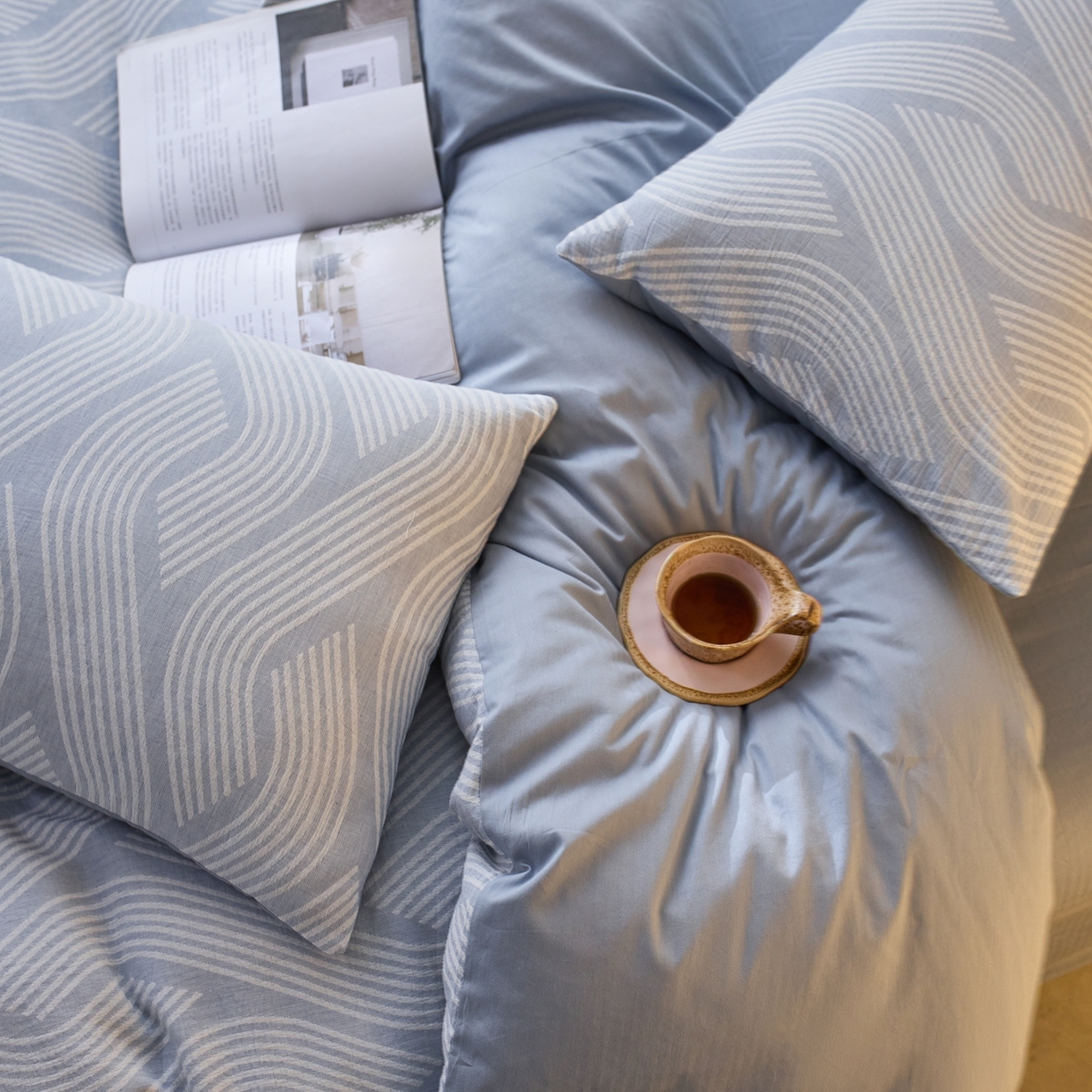 91家纺网 家纺一手货源 找家纺 安莱生活 2026年新品水洗棉全棉纯棉色织提花系列四件套 溪言-浅蓝