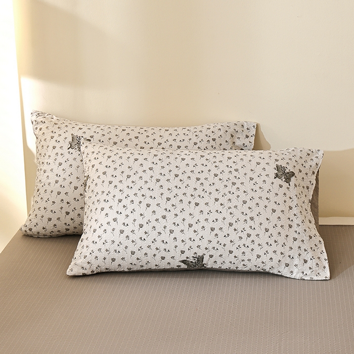 91家纺网 家纺一手货源 找家纺 北部居 2026新款柔软泡芙纱高克重印花四件套 玉笛花语