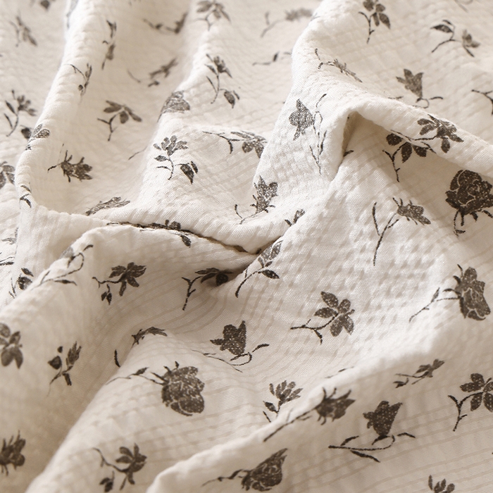 91家纺网 家纺一手货源 找家纺 北部居 2026新款柔软泡芙纱高克重印花四件套 玉笛花语