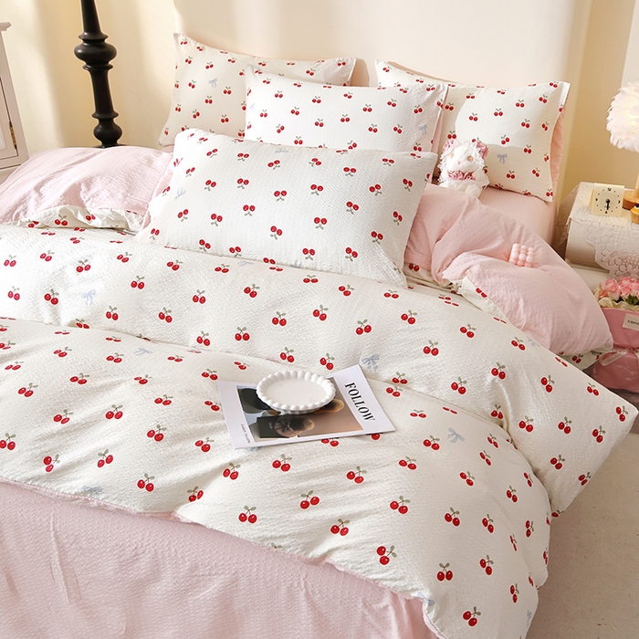 91家纺网 家纺一手货源 找家纺 北部居 2026新款柔软泡芙纱高克重印花四件套 甜甜心事