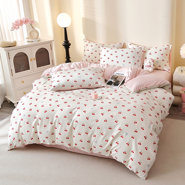 91家纺网 家纺一手货源 找家纺 北部居 2026新款柔软泡芙纱高克重印花四件套 甜甜心事