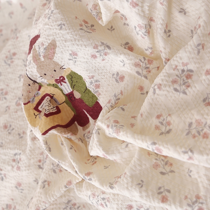 91家纺网 家纺一手货源 找家纺 北部居 2026新款柔软泡芙纱高克重印花四件套 碎花小兔