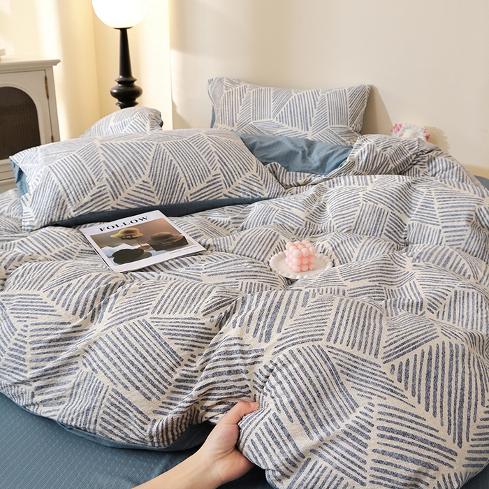 91家纺网 家纺一手货源 找家纺 北部居 2026新款柔软泡芙纱高克重印花四件套 条纹时代