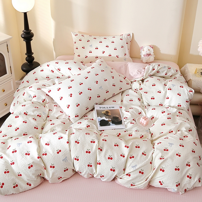 91家纺网 家纺一手货源 找家纺 北部居 2026新款柔软泡芙纱高克重印花四件套 甜甜心事