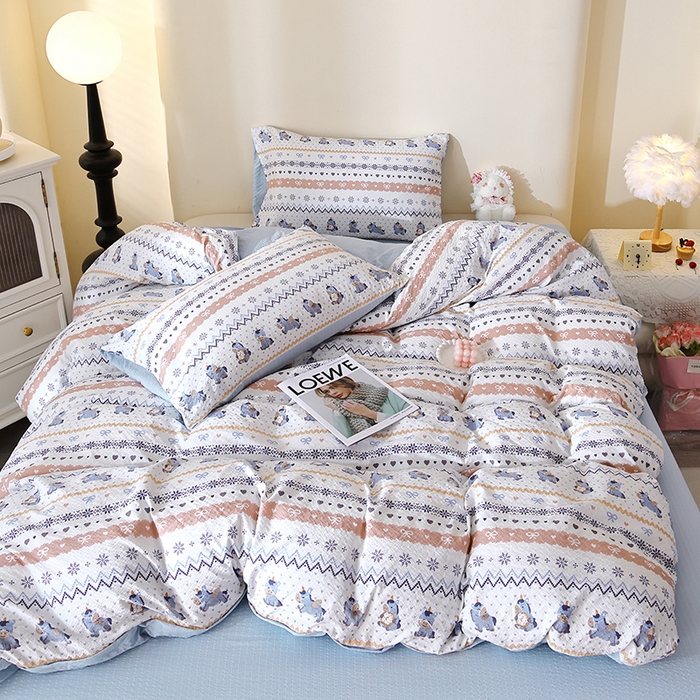 91家纺网 家纺一手货源 找家纺 北部居 2026新款柔软泡芙纱高克重印花四件套 萌趣乐园