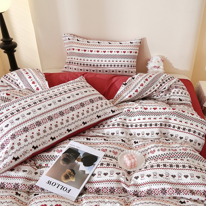 91家纺网 家纺一手货源 找家纺 北部居 2026新款柔软泡芙纱高克重印花四件套 玫瑰小狗