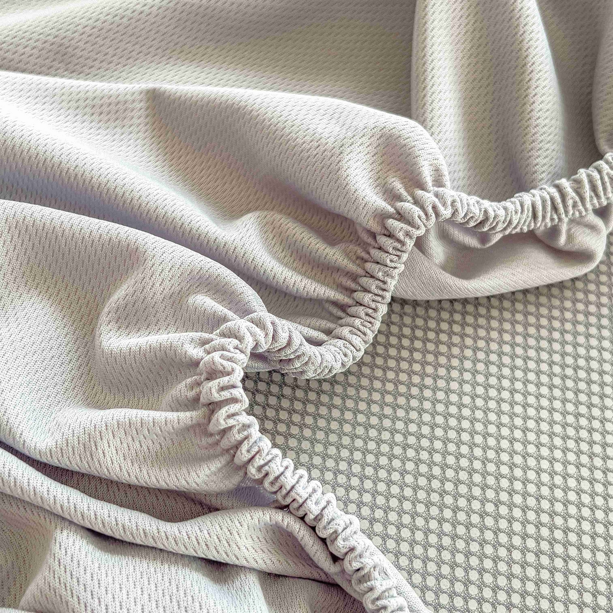 91家纺网 家纺一手货源 找家纺 孩子王家纺 2026春夏新款夏季花卉冰丝凉席凉感值过0.21冰豆豆A类可机洗学生宿舍空调软席 春漫庭 床笠款