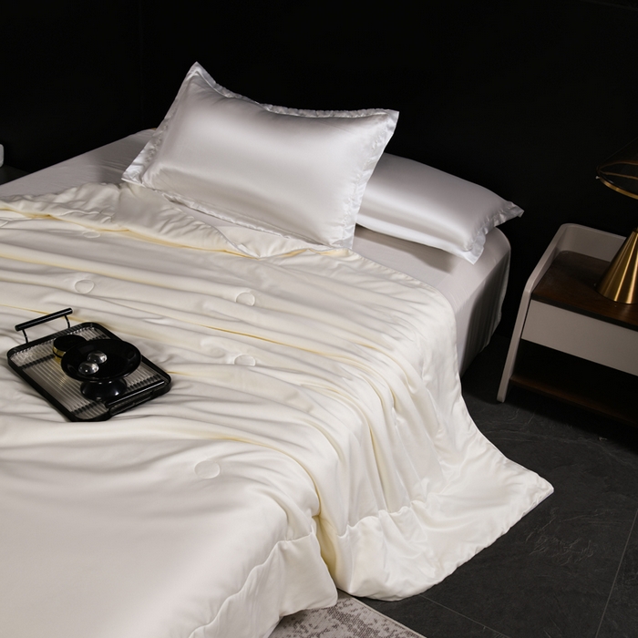 91家纺网 家纺一手货源 找家纺 枕星记忆枕 2026新款水洗真丝夏被 水洗真丝米白