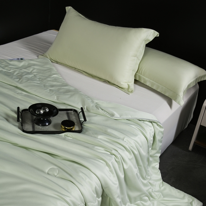 91家纺网 家纺一手货源 找家纺 枕星记忆枕 2026新款水洗真丝夏被 水洗真丝浅绿