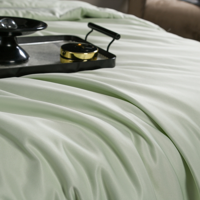 91家纺网 家纺一手货源 找家纺 枕星记忆枕 2026新款水洗真丝夏被 水洗真丝浅绿