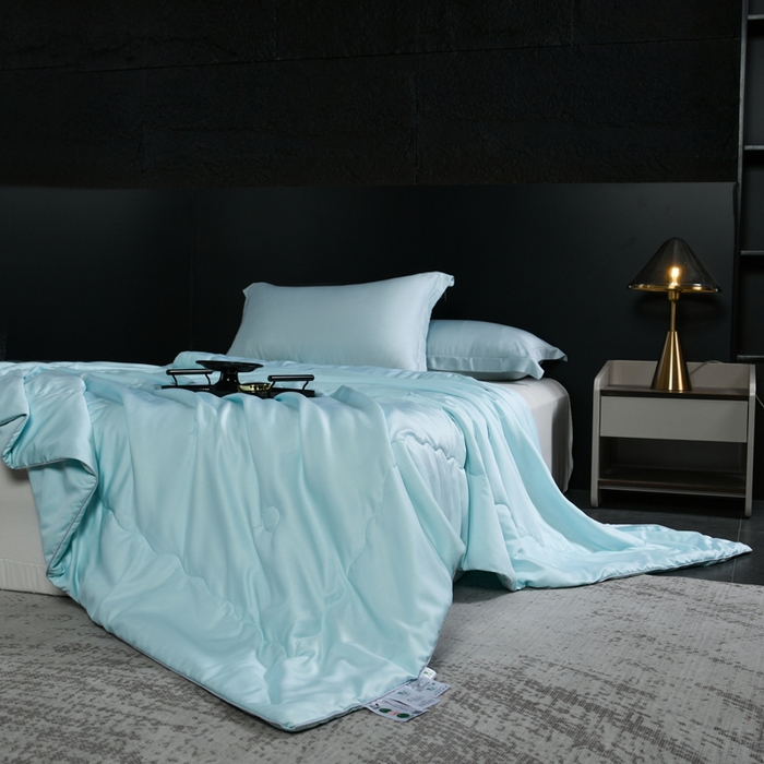 91家纺网 家纺一手货源 找家纺 枕星记忆枕 2026新款水洗真丝夏被 水洗真丝湖蓝