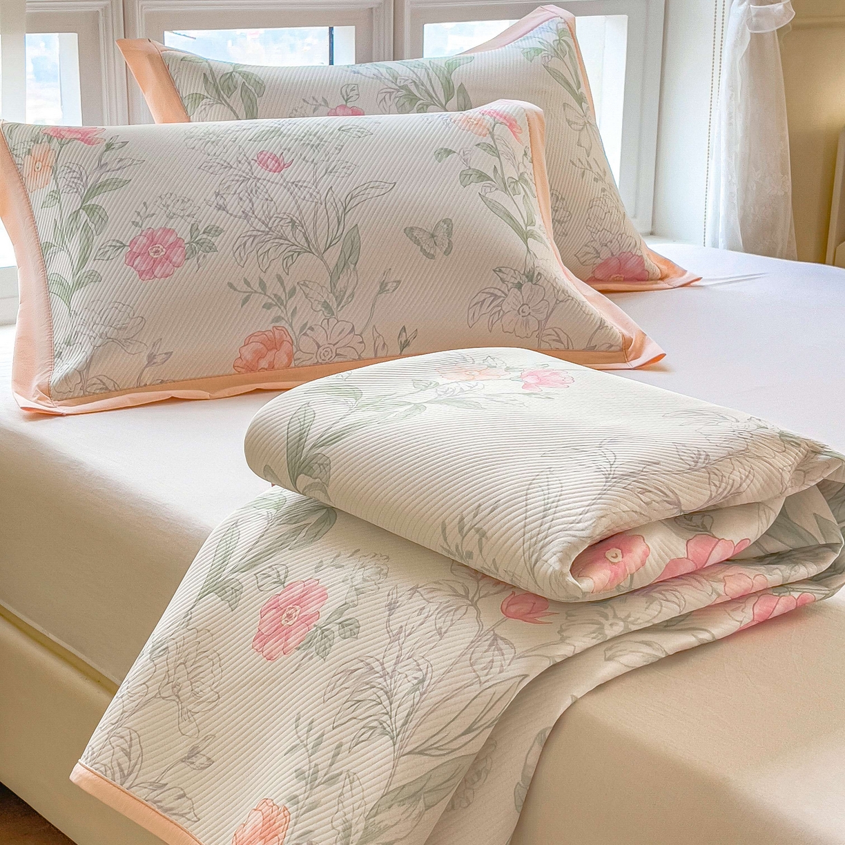 91家纺网 家纺一手货源 找家纺 孩子王家纺 2026春夏新款夏季花卉冰丝凉席凉感值过0.21冰豆豆A类可机洗学生宿舍空调软席 牡丹粉 床笠款