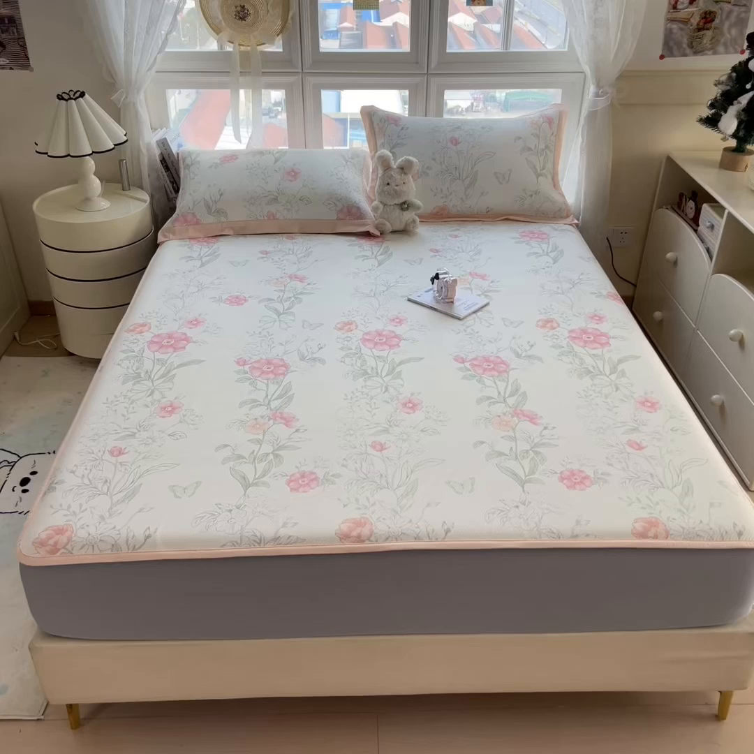 91家纺网 家纺一手货源 找家纺 孩子王家纺 2026春夏新款夏季花卉冰丝凉席凉感值过0.21冰豆豆A类可机洗学生宿舍空调软席 牡丹粉 床笠款