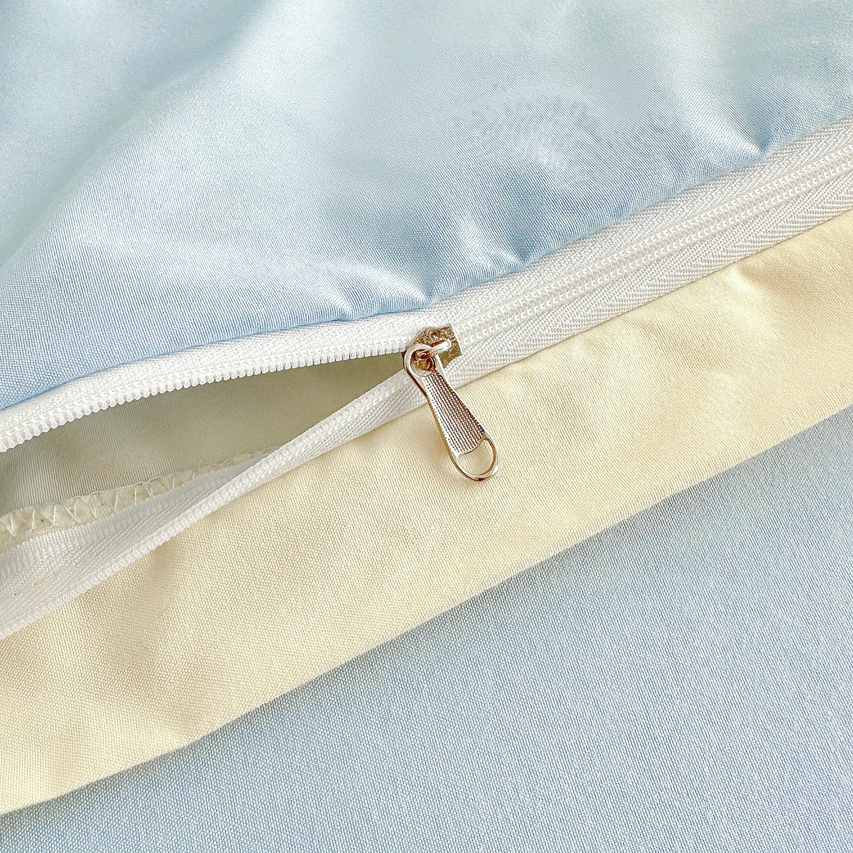 91家纺网 家纺一手货源 找家纺 佑泽家纺 2026新款亲肤水洗棉四件套 奶油黄+天空蓝