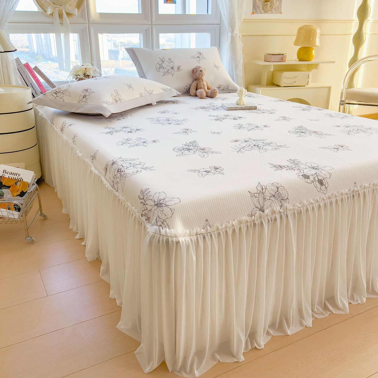 91家纺网 家纺一手货源 找家纺 孩子王家纺 2026春夏新款夏季花卉冰丝凉席凉感值过0.21冰豆豆A类可机洗学生宿舍空调软席 花影 床裙款