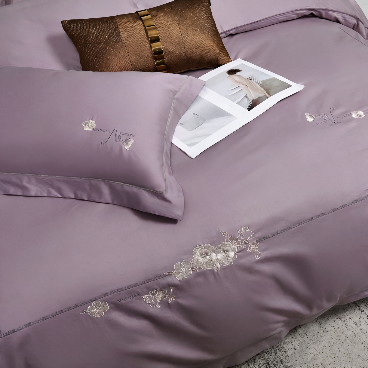 91家纺网 家纺一手货源 找家纺 U品汇 2026全棉纯棉刺绣花四件套40支长绒棉100%棉礼盒包装 花庭韵-香芋紫